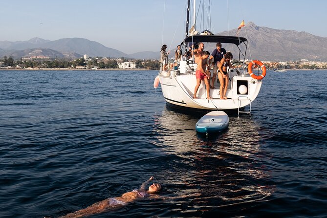 Sailing Adventure: Sailing, Dolphins and Relaxation with Drinks - Captain Skills That Matter for Dolphin Sightings