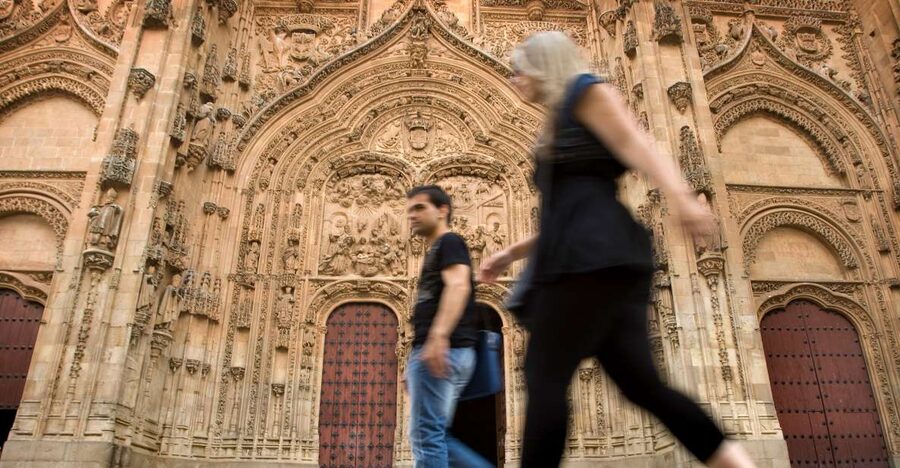 Salamanca Sightseeing Walking Tour with Local Guide. Spanish - Why this Salamanca walk works for first-timers and return trips