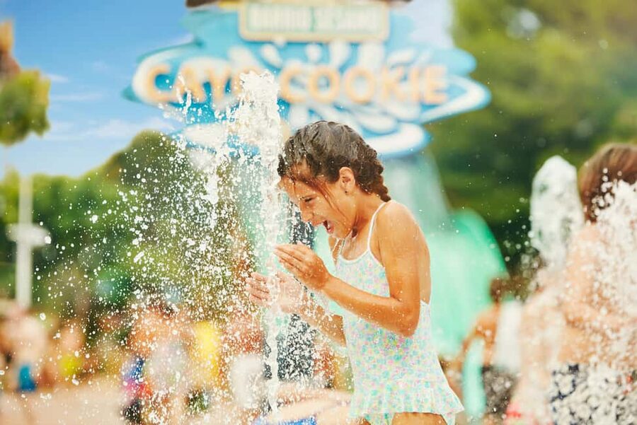 Salou: PortAventura Caribe Aquatic Park 1-Day Ticket - The Caribbean pools and wave areas: your day’s best balance of fun and recovery