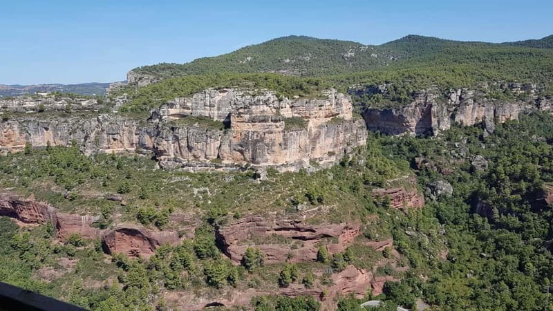Salou: Siurana Medieval Village Guided Tour w/ Hotel Pickup - Practical tips that will make your Siurana visit smoother