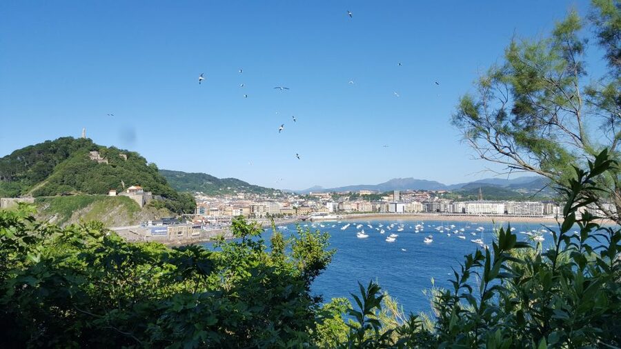 San Sebastian: Boat Tour with Stop at Santa Clara - Price and Value: Why This $9 Cruise Makes Sense