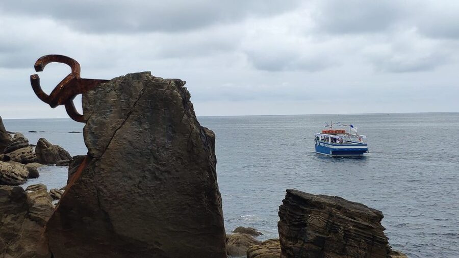 San Sebastian: Boat Tour with Stop at Santa Clara - Timing Tips: Departures Back to San Sebastian