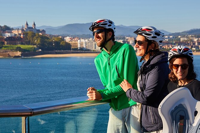 San Sebastian E-bike trour: Basque History and Cultural. - Gros (Galtzada Nagusia): People-Watching With Real Local Context