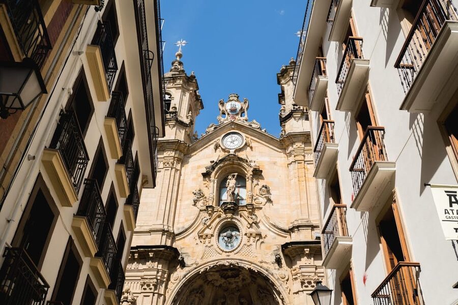 San Sebastian Food Tour: Pintxo Tasting Paired with Wines - Your Pintxo Stops: How the Guide Gets You Better Bites