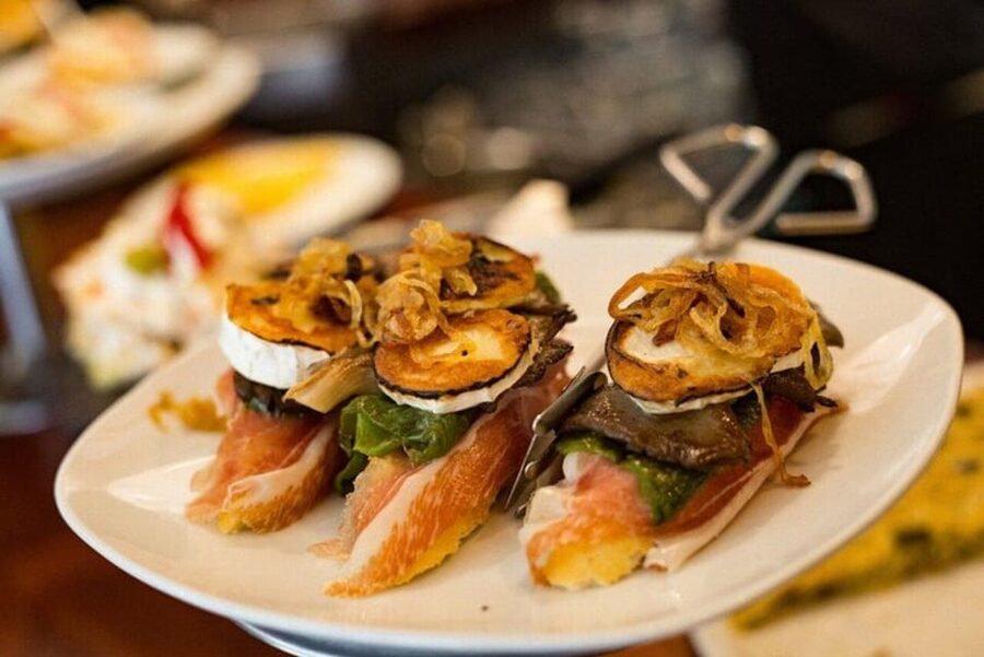 San Sebastian Food Tour: Pintxo Tasting Paired with Wines - Weather, Walking Time, and How to Enjoy It Without Rushing