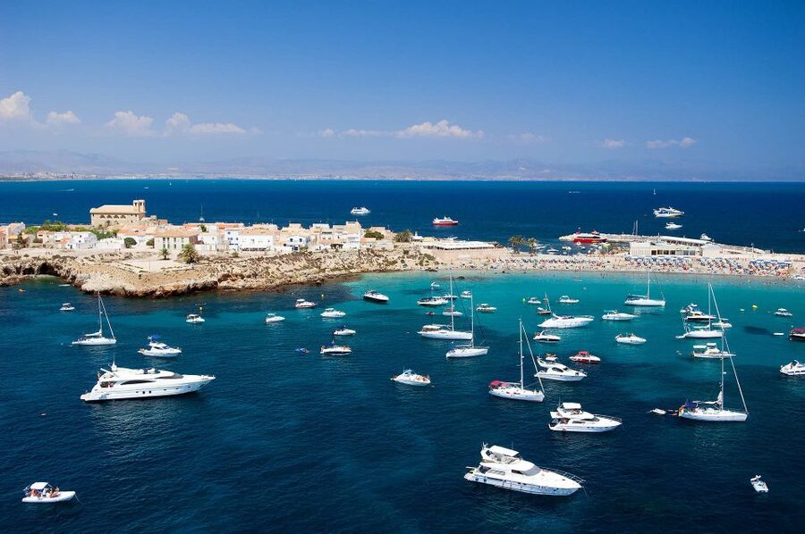 Santa Pola: Return Taxi Boat Ticket to Tabarca Island - Snorkeling gear rental: the 30-minute timing rule