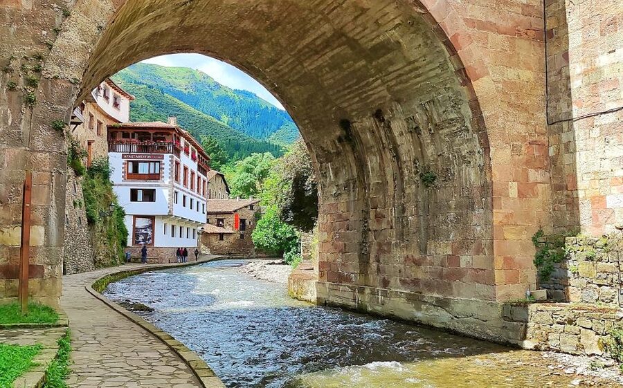 Santander: Picos, Santo Toribio Monastery and Potes Day Tour - A Great One-Day Mix: Religion, Views, and a Proper Town