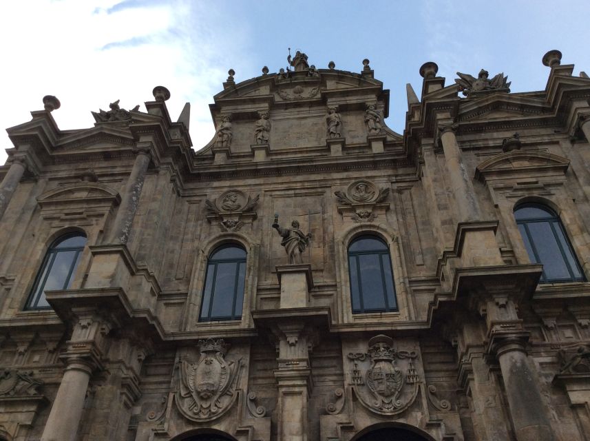 Santiago de Compostela Cathedral and Museum Guided Tour - Codex Calixtinus, Treasury, and the Chapter House