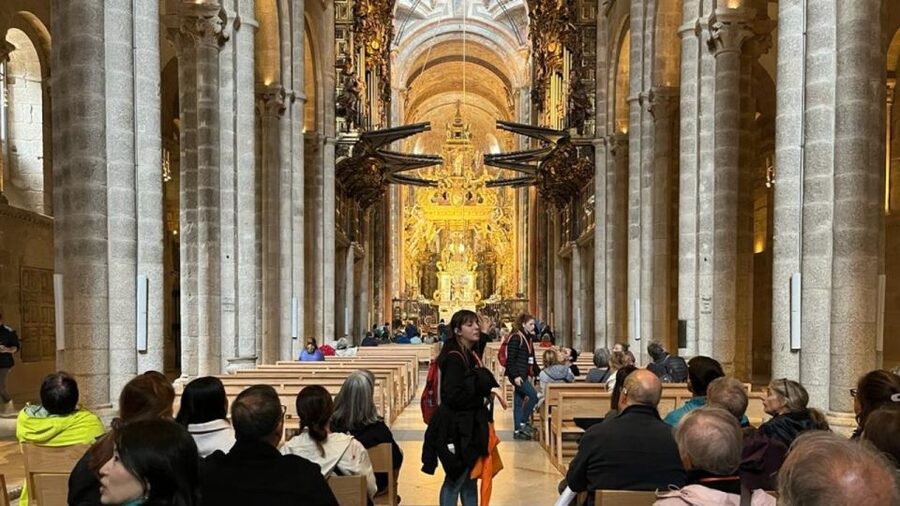 Santiago de Compostela: Cathedral, Museum, and Old Town Tour - Cathedral interior visit: seeing more than the obvious