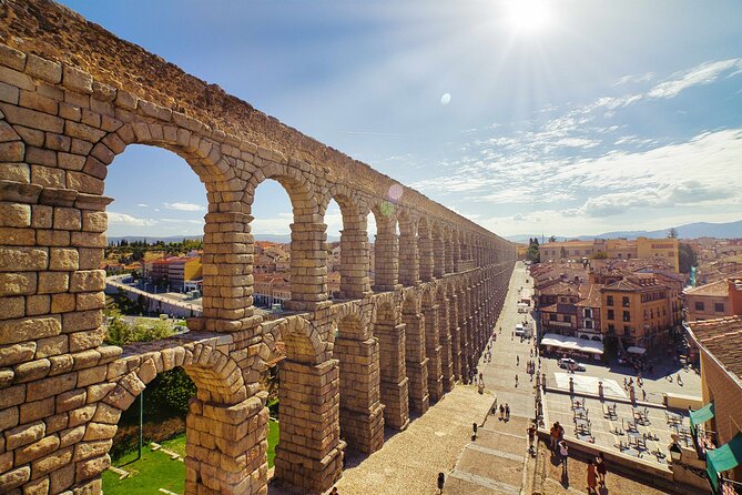 Segovia and Avila Guided Day Trip from Madrid - The One-Hour Lunch Window in Segovia: Use It Like a Local
