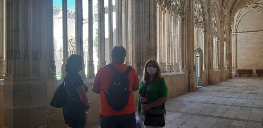 Segovia: Guided Walking Tour with Cathedral & Alcázar Entry - Quick booking checklist before you step into the old streets