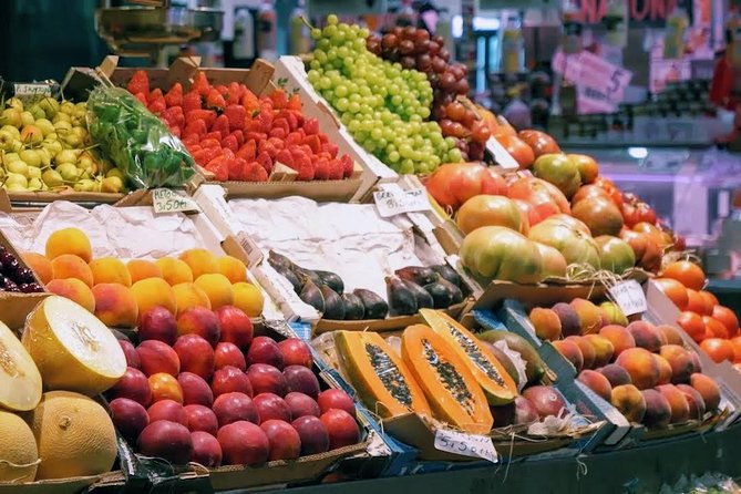 Sevilla Food Tour: Tapas, Wine, History & Traditions - Alfalfa’s old streets and a small tavern for tostas, montaditos, and wine