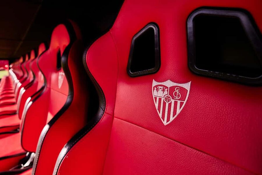 Sevilla: Ramón Sánchez Pizjuán Stadium Entry Ticket - Locker Room to Pitch Tunnel: The Moment Fans Wait For