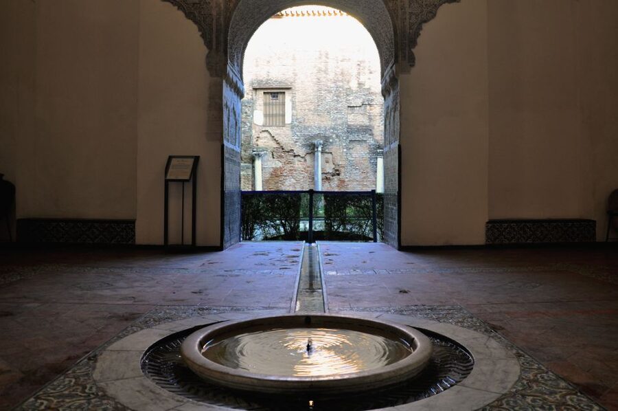 Seville: Alcazar & Cathedral Skip-the-Line Guided Tour - Where You Meet (And Why This Part Can Trip People Up)
