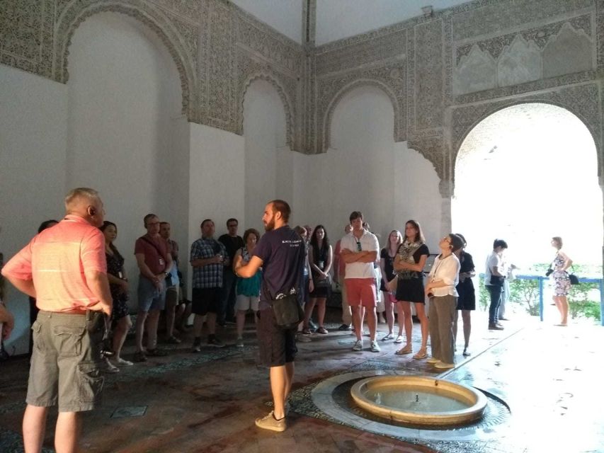 Seville: Alcázar Fast-Track Access with Guided Tour - Inside the Alcázar: How Islamic Art and Later Christian Layers Fit Together