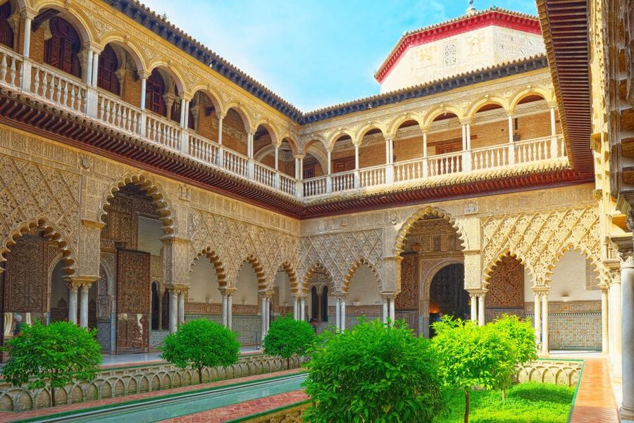 Seville: Alcázar Fast-Track Access with Guided Tour - Timing, Group Size, and Why Language Choice Matters