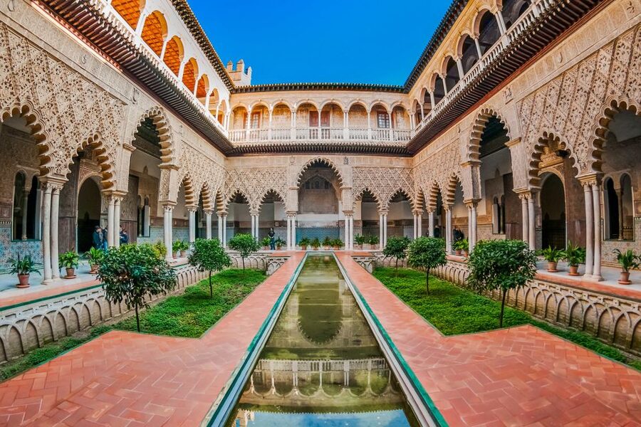 Seville: Alcázar Guided Palace Tour with Priority Access - Who This Tour Suits Best (and Who Might Prefer Self-Guided)