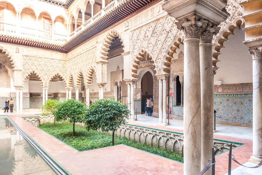 Seville: Alcázar Guided Tour - Mudéjar architecture, plus the mix of later styles
