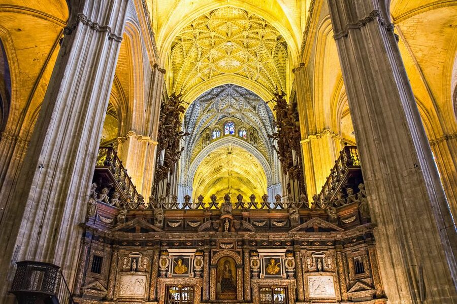 Seville: Cathedral and La Giralda Entry Ticket - The mosque-to-church story: why Fernando III matters on-site