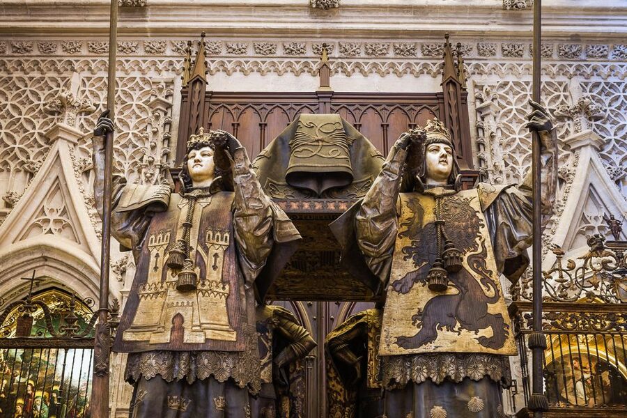 Seville: Cathedral and La Giralda Entry Ticket - How long to plan, where to start, and what to prioritize