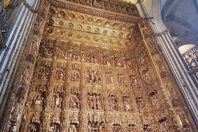 Seville Cathedral Tour including tickets and skip the line entry - Spanish masters inside the cathedral: Goya and Murillo connections