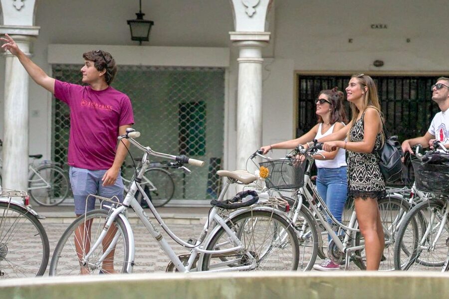 Seville: City Sightseeing and Local Culture Bike Tour - Following the Guadalquivir to Torre del Oro, the city’s river spine