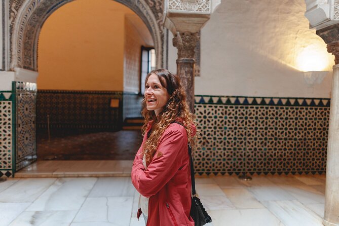 Seville Exclusive Beat the Crowds Guided Alcazar Before Opening - The Gardens of Reales Alcázares: When It’s Open, It’s a Breather