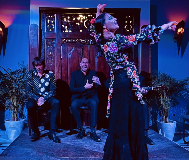 Seville: Flamenco Show at Tablao Almoraima in Triana - Who this flamenco show is best for