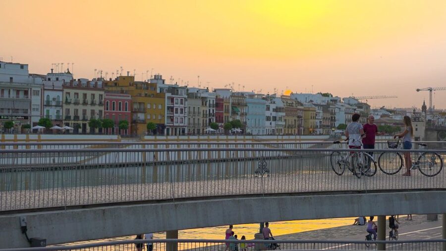 Seville: Guided Sunset Bike Tour - Torre del Oro: a classic viewpoint that closes the loop