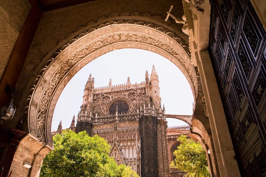 Seville: Priority Access Cathedral & Giralda Tour - Main Chapel, Choir stalls, and the kind of detail you miss alone