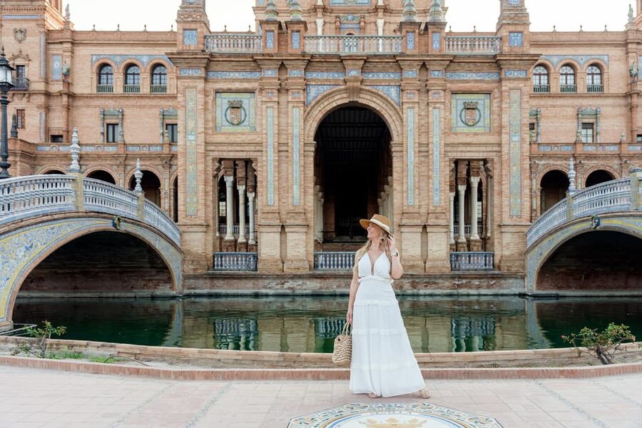 Seville: Professional Photoshoot - Should you book this Seville photoshoot?