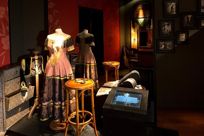 Seville: Puro Flamenco Show - Museo del Baile Flamenco - Seating, timing, and the best way to avoid blocked views