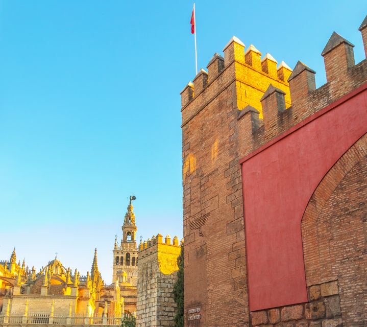 Seville: Royal Alcazar, Cathedral, and Giralda Tower Tour - Your guide makes the monuments easier to understand