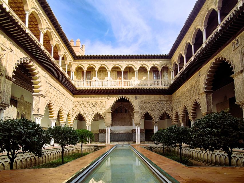 Seville: Small-Group Alcázar Guided Tour & Entry Ticket - Skip the ticket line, but plan for security and ID rules