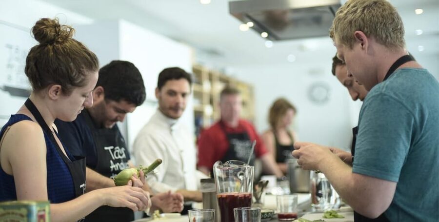Seville: Spanish Cooking Class with Dinner - FAQ