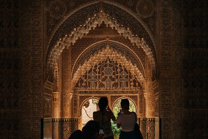 Skip The Line Alhambra and Generalife Guided Tour - Puerta del Vino and Plaza de los Aljibes, gates and the view above Granada