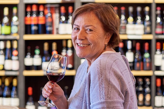 Sommelier-Led Food & Wine Experience in Barcelona - The sommelier lesson: how Spanish wine flavors actually work