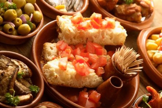 Tapas and Flamenco Show Small Group Tour in Barcelona - Why This Barcelona Tapas and Flamenco Combo Works So Well