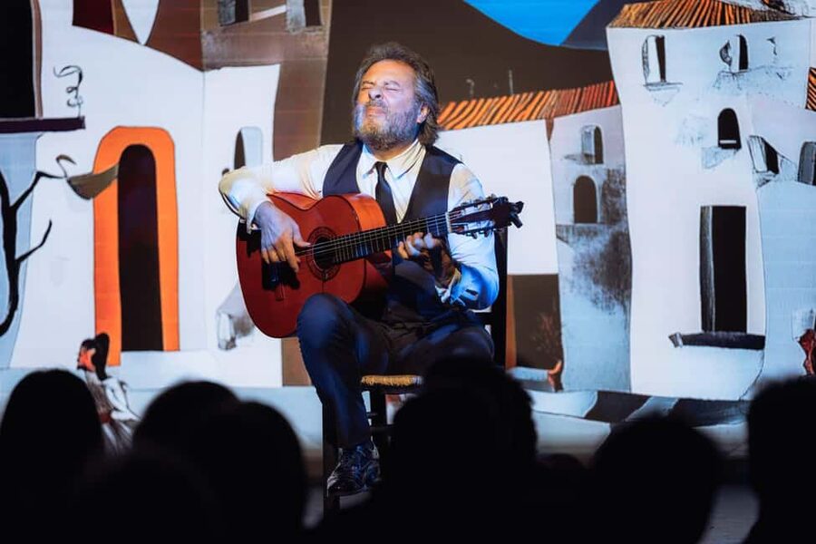 Teatro Flamenco Barcelona: Authentic Live Flamenco Show - Should you book Inspiración at Teatro Flamenco Barcelona?