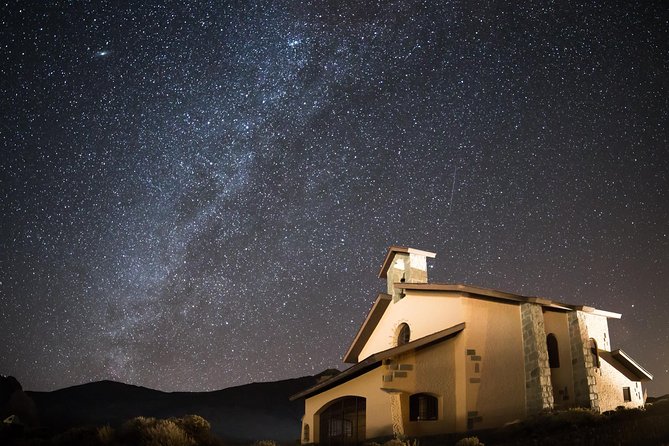 Teide by Night: Sunset & Stargazing with Telescopes Experience - Sunset above the clouds: what you should aim for