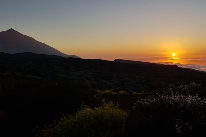 Teide by Night: Sunset & Stargazing with Telescopes Experience - Stargazing with laser and telescopes: how the night sky gets real