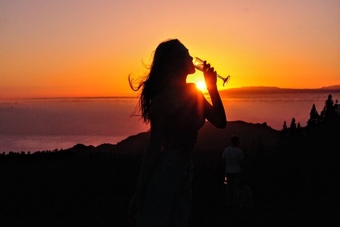 Teide National Park Sunset & Stargazing with Dinner (Star Safari) - Photos and time-lapse: why the included media is a smart add-on