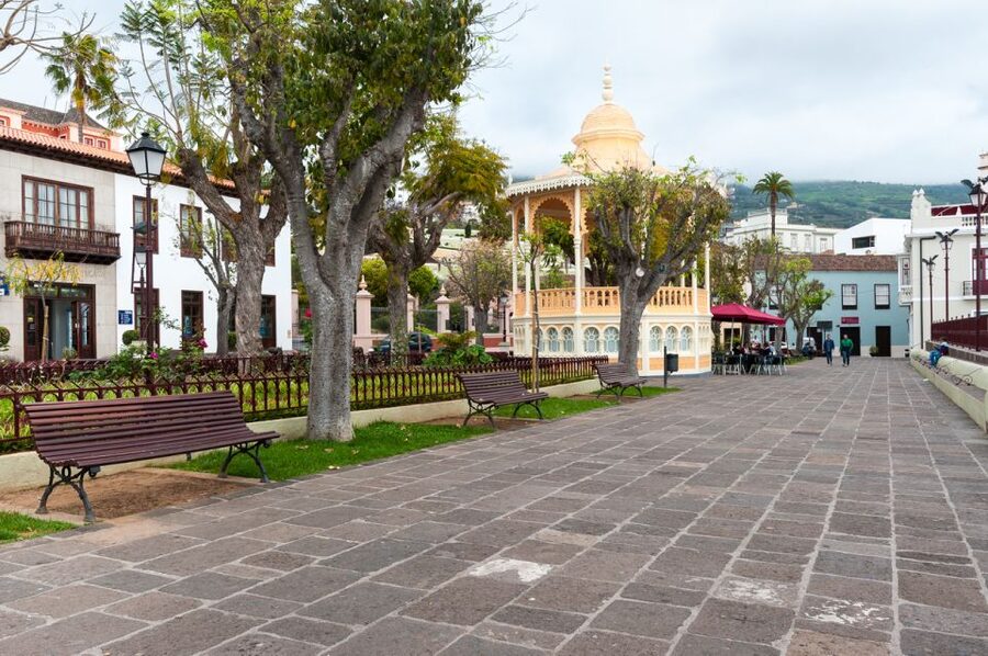 Tenerife: Full-Day Guided Island Tour - Candelaria and the Basílica with the Black Madonna