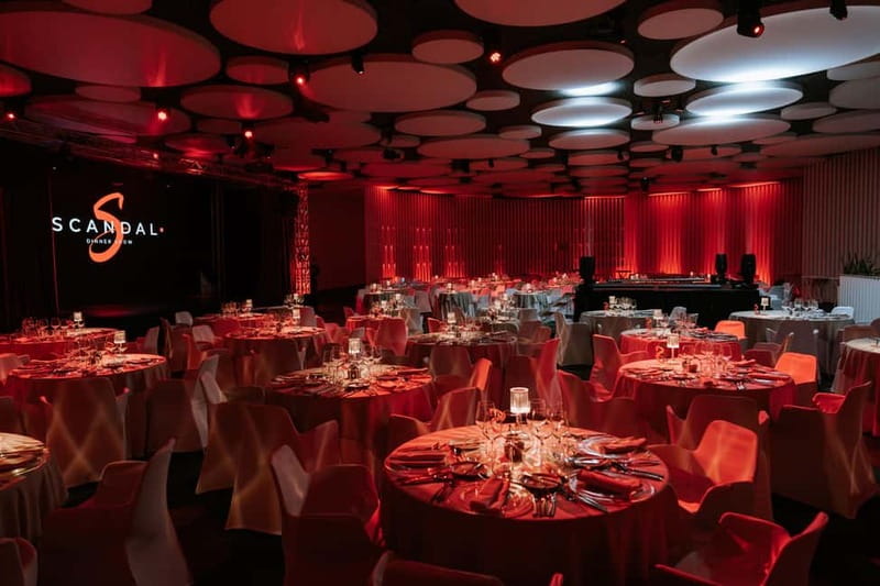 Tenerife: Scandal Dinner Show Entry Ticket and 5-Course Meal - Arriving at GF Victoria and the Las Olas hall vibe