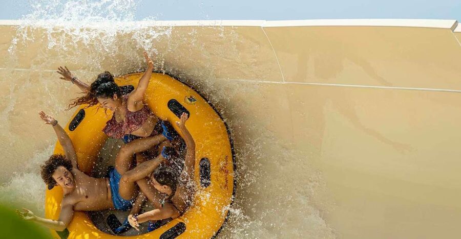 Tenerife: Siam Park Premium Full-Day Experience - Your private cabin as a stress reducer, not just luxury furniture