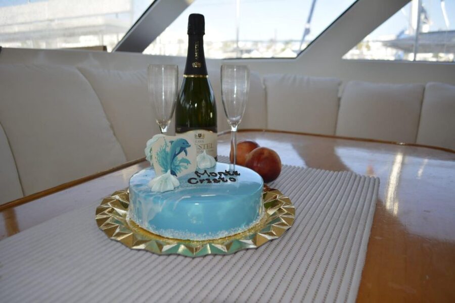 Tenerife: Sunset Catamaran Tour with Transfer, Buff & Drinks - Key things to know before you go