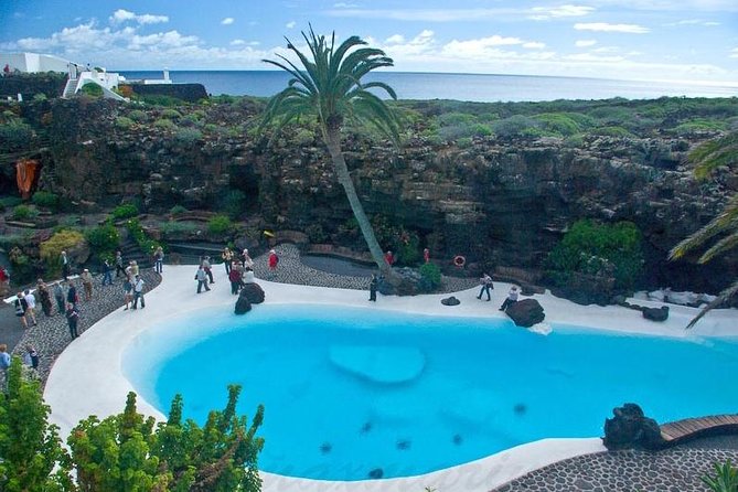 Timanfaya, Golfo, Jameos Agua & Camel Ride (opt) - Lanzarote - Haría lunch stop: your one hour to choose your style