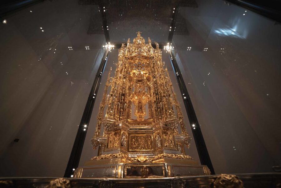 Toledo: Cathedral Tour with a Local Guide - Chapel of the Treasure: Where the Monstrance of Arfe Demands a Second Look
