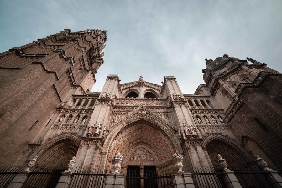 Toledo: Cathedral Tour with a Local Guide - Main Altarpiece, Choir Stalls, and Pipe Organs That Still Have a Job
