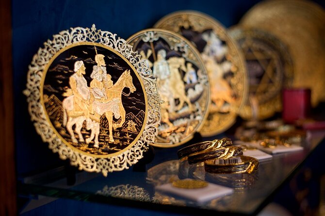 Toledo Half-Day Tour with St Tome Church & Synagoge from Madrid - The walking tour plus guide interaction: where the value really shows
